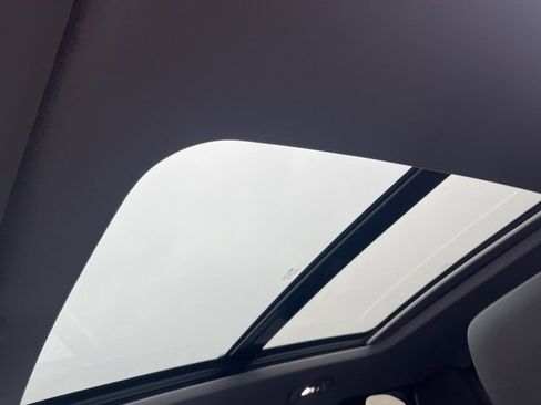 Certified 2024 Chevrolet Blazer LT w/ LPO, Floor Liner Package image 10