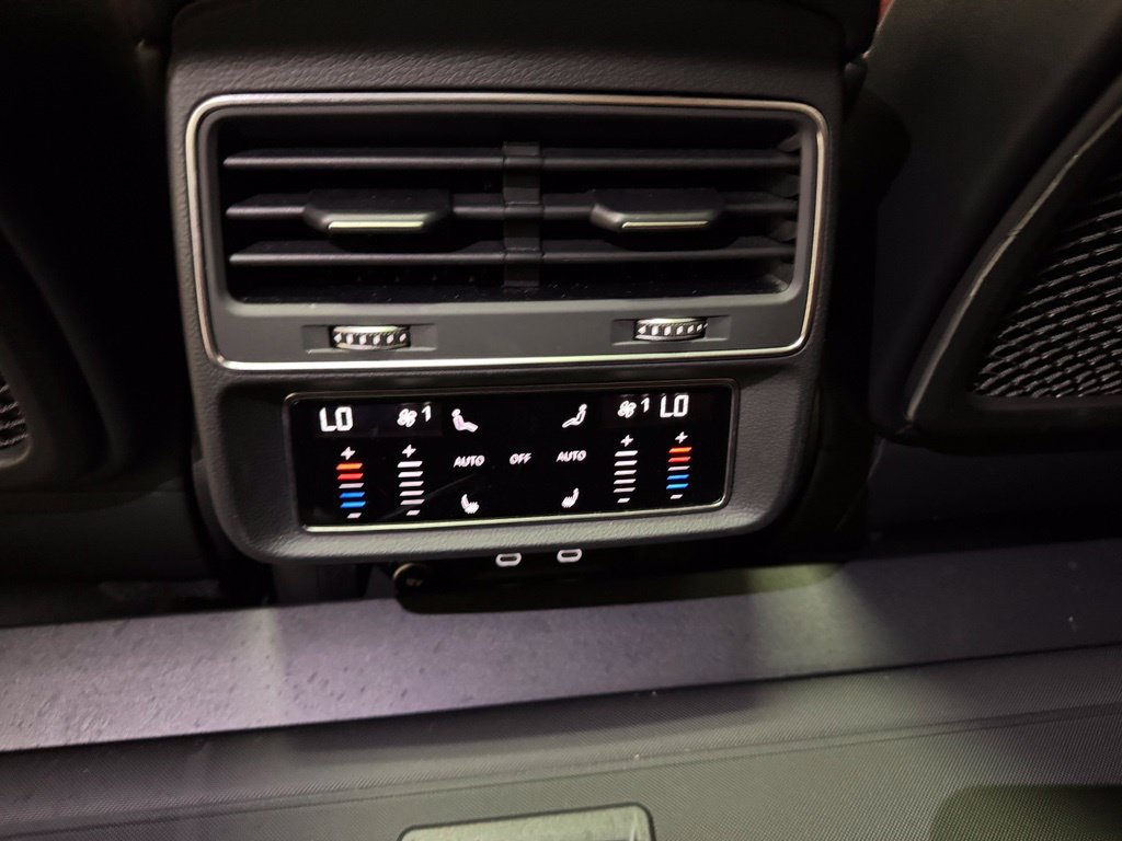 Used 2023 Audi SQ7 Premium Plus AWD/4WD image 36