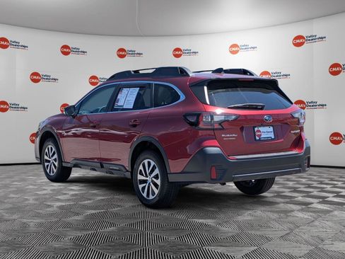 Used 2022 Subaru Outback Premium AWD/4WD image 7