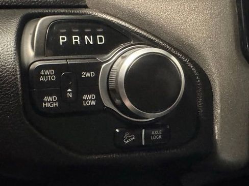 Used 2021 RAM 1500 Big Horn w/ Built-to-serve Edition image 24