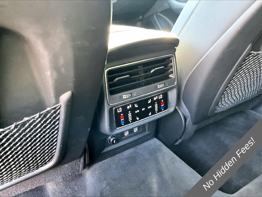 Used 2019 Audi Q8 Premium Plus AWD/4WD image 28