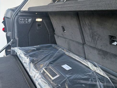 New 2026 BMW X7 xDrive40i w/ Premium Package image 11