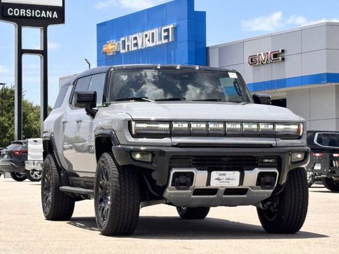 New 2026 GMC Hummer EV SUV AWD/4WD image 2