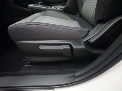 Certified 2024 Subaru Crosstrek 2.0i Premium image 28