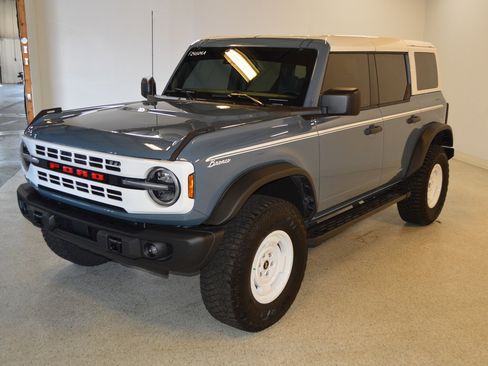 Used 2024 Ford Bronco Heritage Edition image 7
