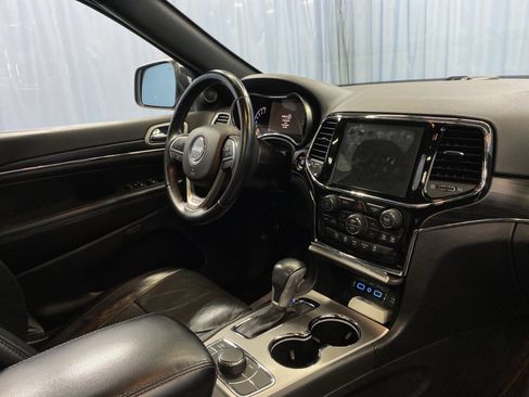 Used 2019 Jeep Grand Cherokee Limited w/ Luxury Group II image 47