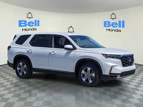 New 2025 Honda Pilot EX-L image 4