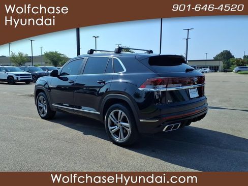 Used 2024 Volkswagen Atlas Cross Sport SEL R-Line AWD/4WD image 3