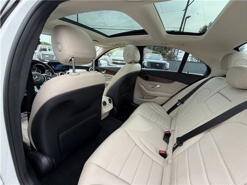 Used 2020 Mercedes-Benz C 300 Sedan image 21