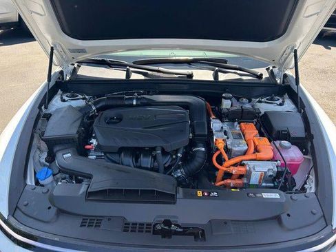 New 2025 Hyundai Sonata SEL FWD image 30