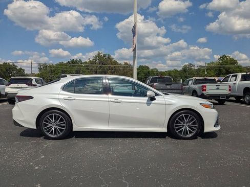 Used 2023 Toyota Camry XLE image 2