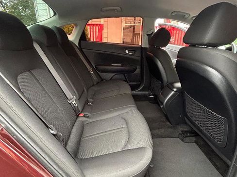 Used 2020 Kia Optima LX image 21