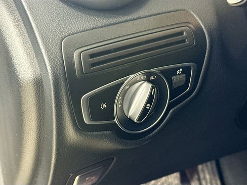 Certified 2022 Mercedes-Benz GLC 300 4MATIC image 10