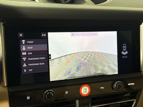 Certified 2026 Porsche Macan S AWD/4WD image 19