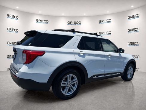 Used 2020 Ford Explorer XLT w/ Equipment Group 202A RWD image 7