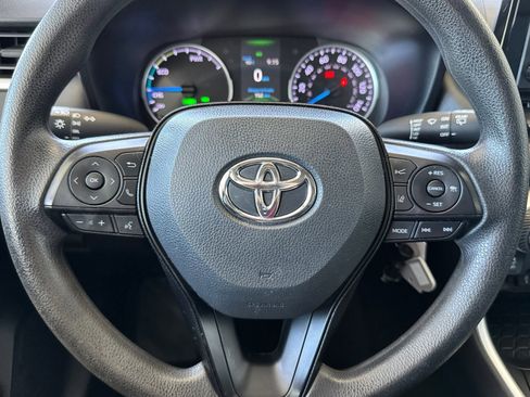 Used 2020 Toyota RAV4 LE w/ All Weather Liner Package AWD/4WD image 15