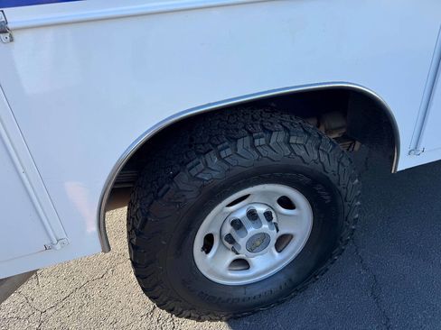 Used 2005 Chevrolet Silverado 2500 4x4 Crew Cab image 20