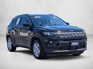 Used 2022 Jeep Compass Latitude w/ Convenience Group FWD video 3