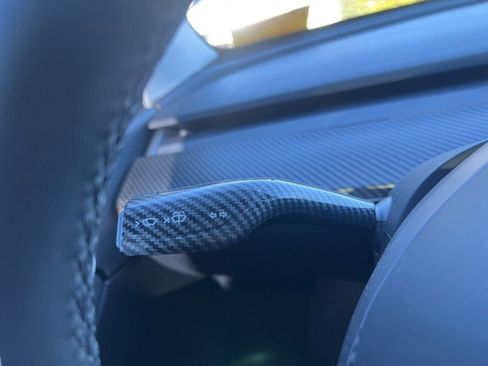 Used 2021 Tesla Model Y Long Range image 24