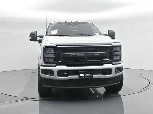 New 2026 Ford F250 Lariat w/ Black Appearance Package image 33