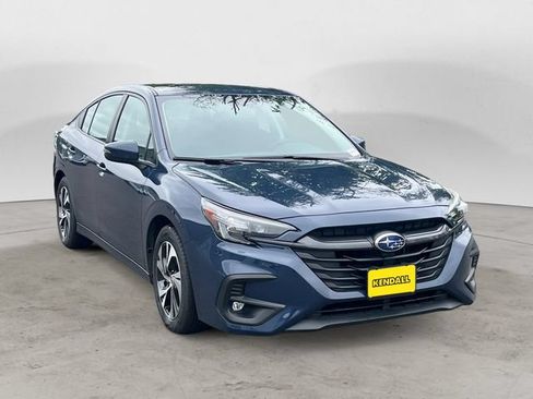 Used 2025 Subaru Legacy Premium AWD/4WD image 3
