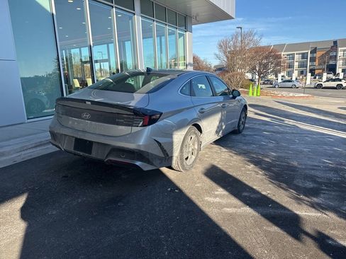 Used 2025 Hyundai Sonata SE image 4