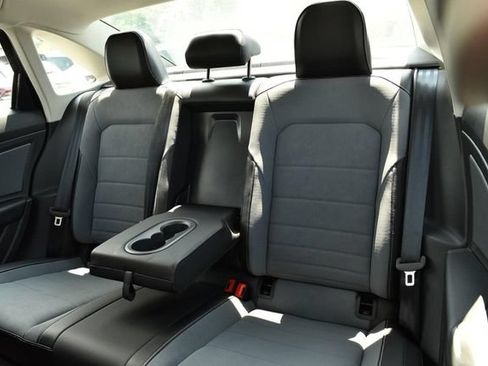 New 2026 Volkswagen Jetta SE FWD image 23