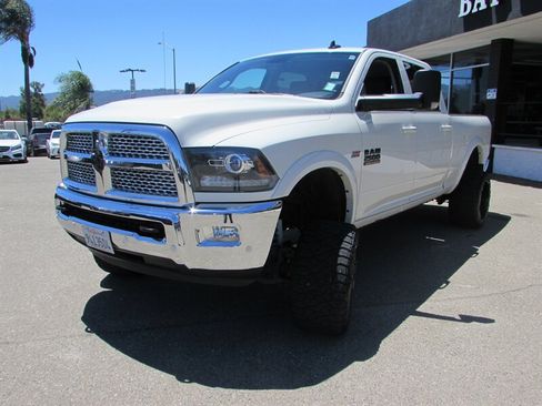 Used 2016 RAM 2500 Laramie w/ Sport Appearance Group AWD/4WD image 3