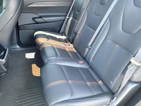 Used 2024 Tesla Model X AWD/4WD image 14