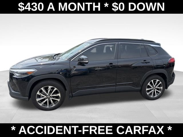 Used 2023 Toyota Corolla Cross XLE w/ Convenience Package AWD/4WD image 2