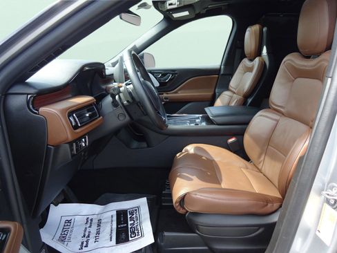 Used 2023 Lincoln Aviator Grand Touring w/ Equipment Group 301A AWD/4WD image 24