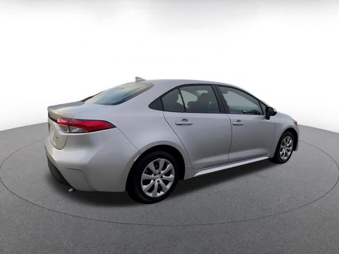 Used 2025 Toyota Corolla LE image 15