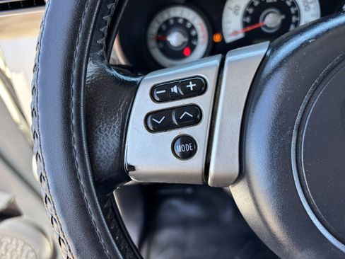 Used 2012 Toyota FJ Cruiser 4WD w/ Upgrade Pkg image 28