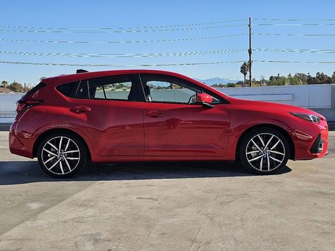 Used 2025 Subaru Impreza 2.0i Sport image 9