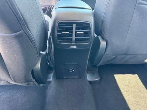 Used 2022 Ford Escape SE AWD/4WD image 25