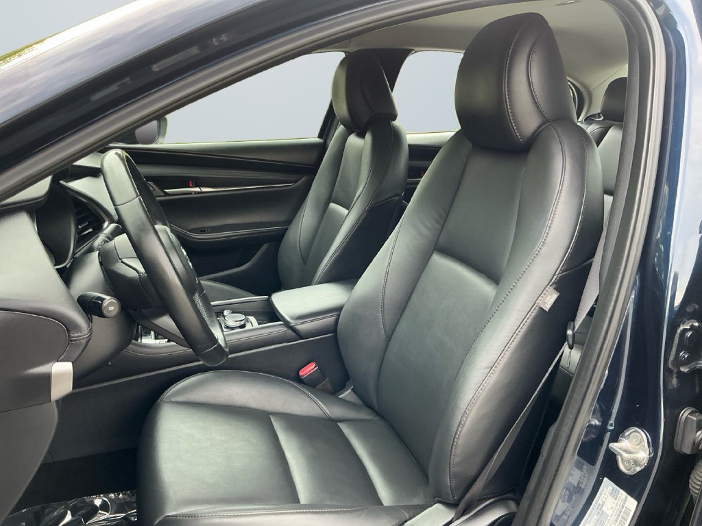 Used 2024 MAZDA MAZDA3 s FWD image 10