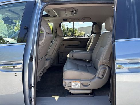 Used 2014 Honda Odyssey Touring image 13