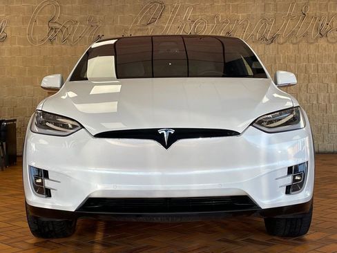 Used 2017 Tesla Model X 100D image 3