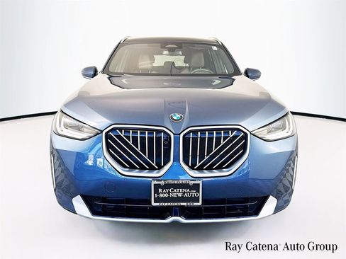 Used 2026 BMW X3 xDrive30 w/ Premium Package image 2