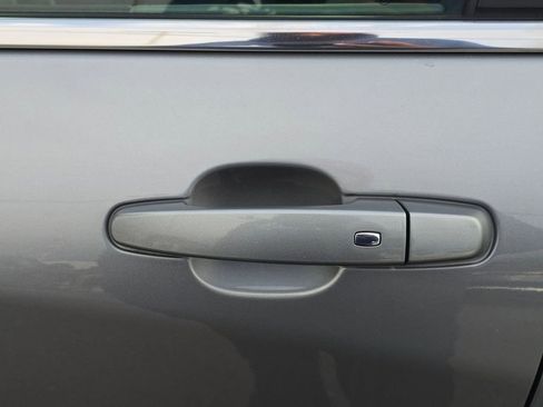 Used 2023 Chevrolet Equinox LT image 11