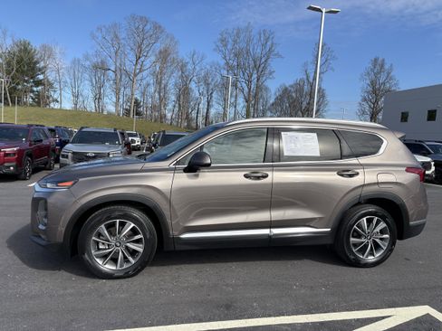 Used 2019 Hyundai Santa Fe SEL image 4