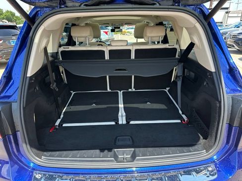 Used 2021 Mercedes-Benz GLB 250 w/ Premium Package image 14