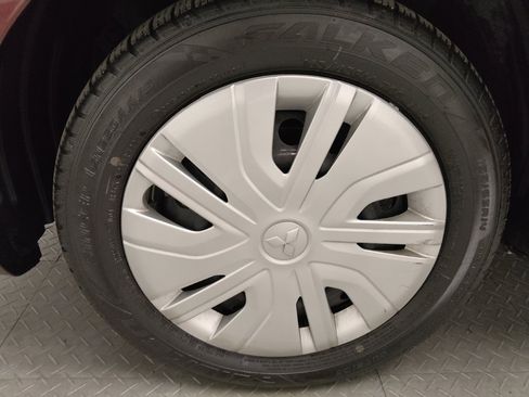 Used 2024 Mitsubishi Mirage LE image 31