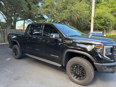 Used 2023 GMC Sierra 1500 AT4X AWD/4WD image 4