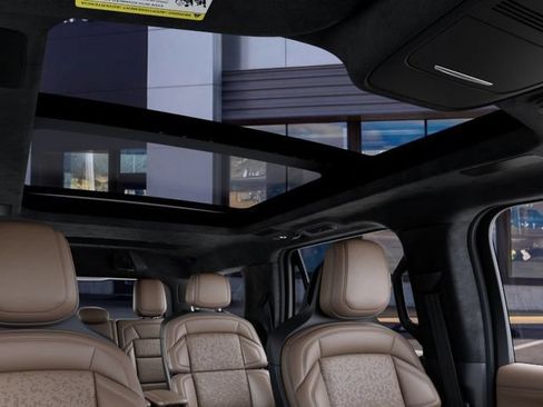 New 2027 Lincoln Navigator Black Label AWD/4WD image 25