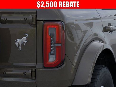 New 2025 Ford Bronco Outer Banks image 23