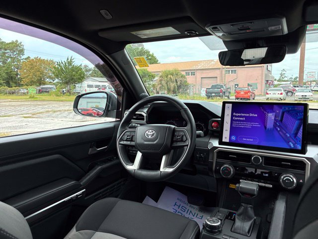 Used 2025 Toyota Tacoma TRD Off-Road w/ TRD Off Road Upgrade Package AWD/4WD image 25