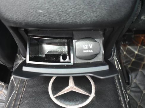 Used 2015 Mercedes-Benz C 300 4MATIC Sedan w/ Premium 1 Package image 36
