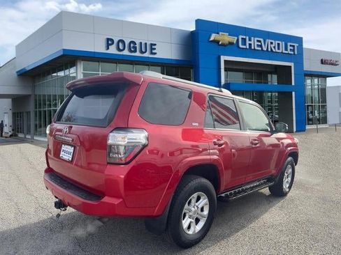 Used 2018 Toyota 4Runner SR5 Premium image 2