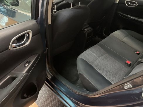 Used 2015 Nissan Sentra SV image 15